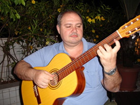 Foto 1 - Curso de Violo e/ou Canto Popular no Centro do RJ