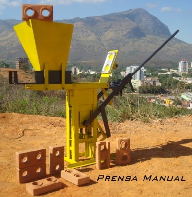 Foto 1 - Maquina de fabricar tijolo ecologico Mecamig