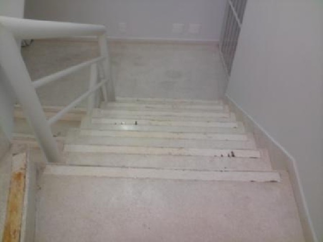 Limpeza de piso granitina